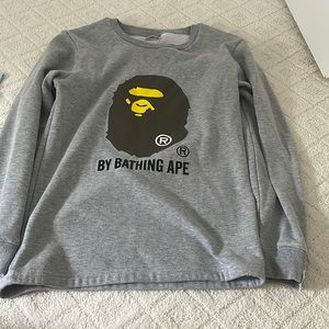 Mens crewneck